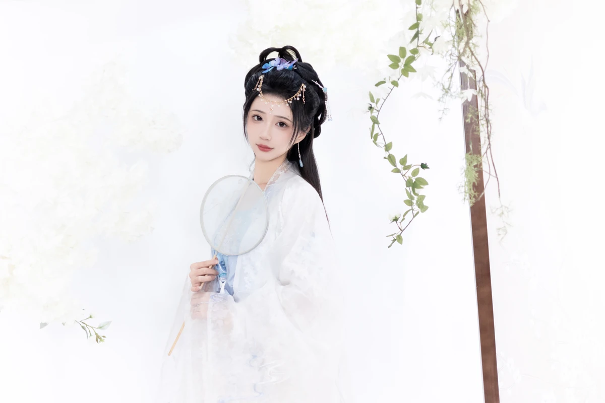 [YITUYU] 2023.01.09 Vol.2874 – Pear Blossom White -Qiluosheng’s little Susu-#[26P]-4