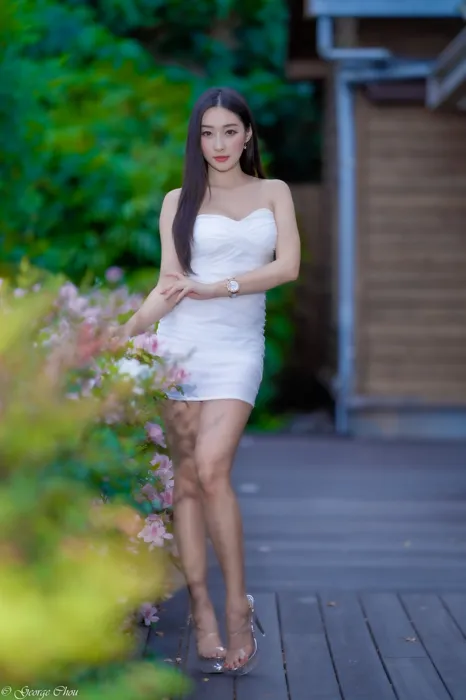 [Mzsock] NO.076 Wu Xiaokui pure white dress high heels beautiful legs outdoor shot street photography#[34P]-10