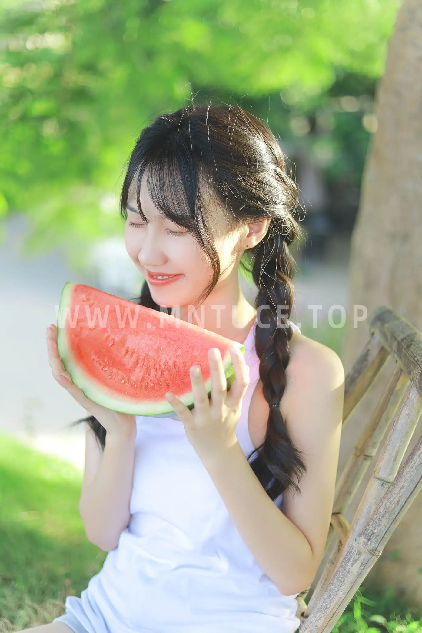 [YITUYU] 2022.09.19 VOL.1989 - Refreshing summer Laid#[22P]-18