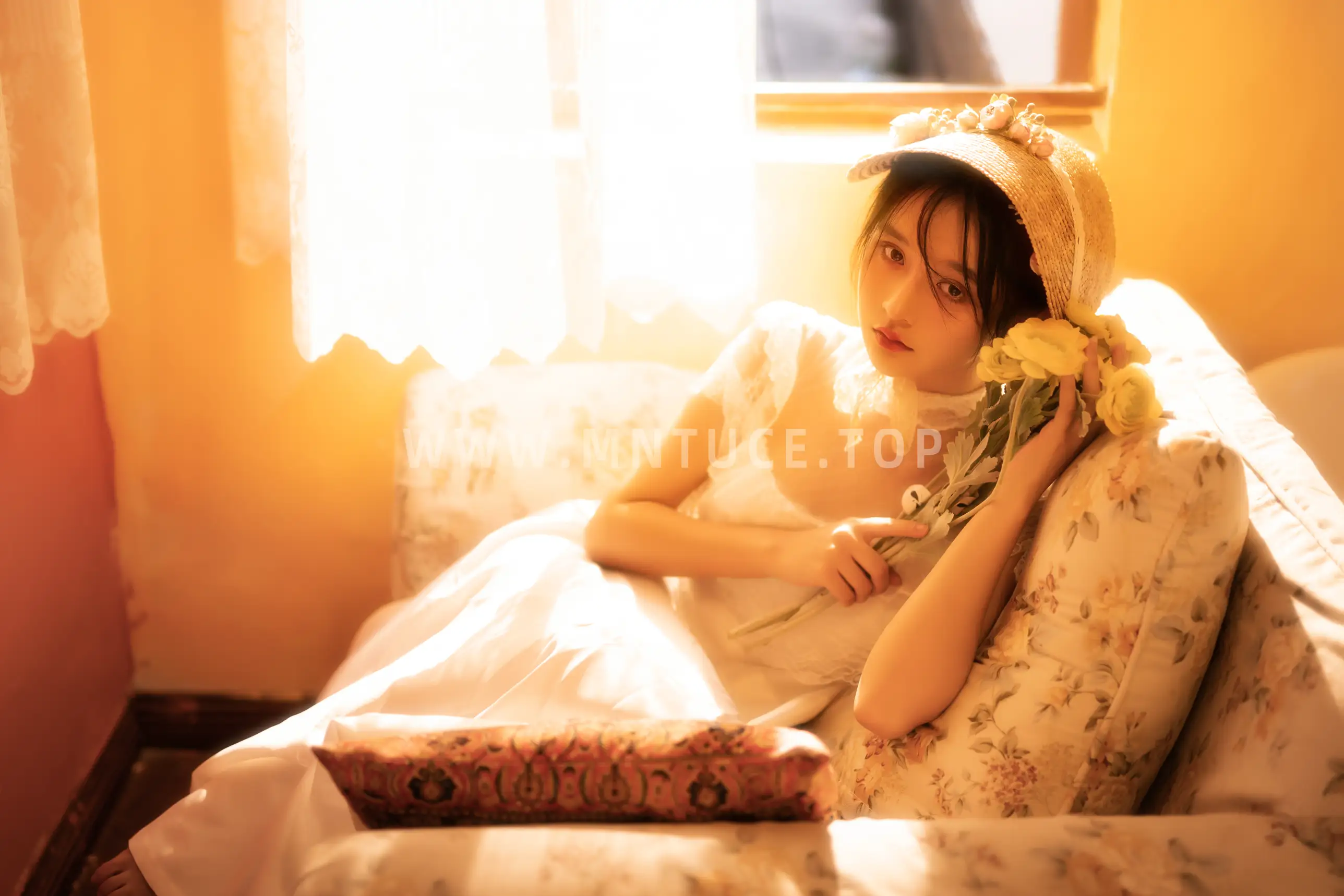 [YITUYU] 2022.06.10 Vol.1138 – Autumn is getting darker Naiwenwen#[29P]-28