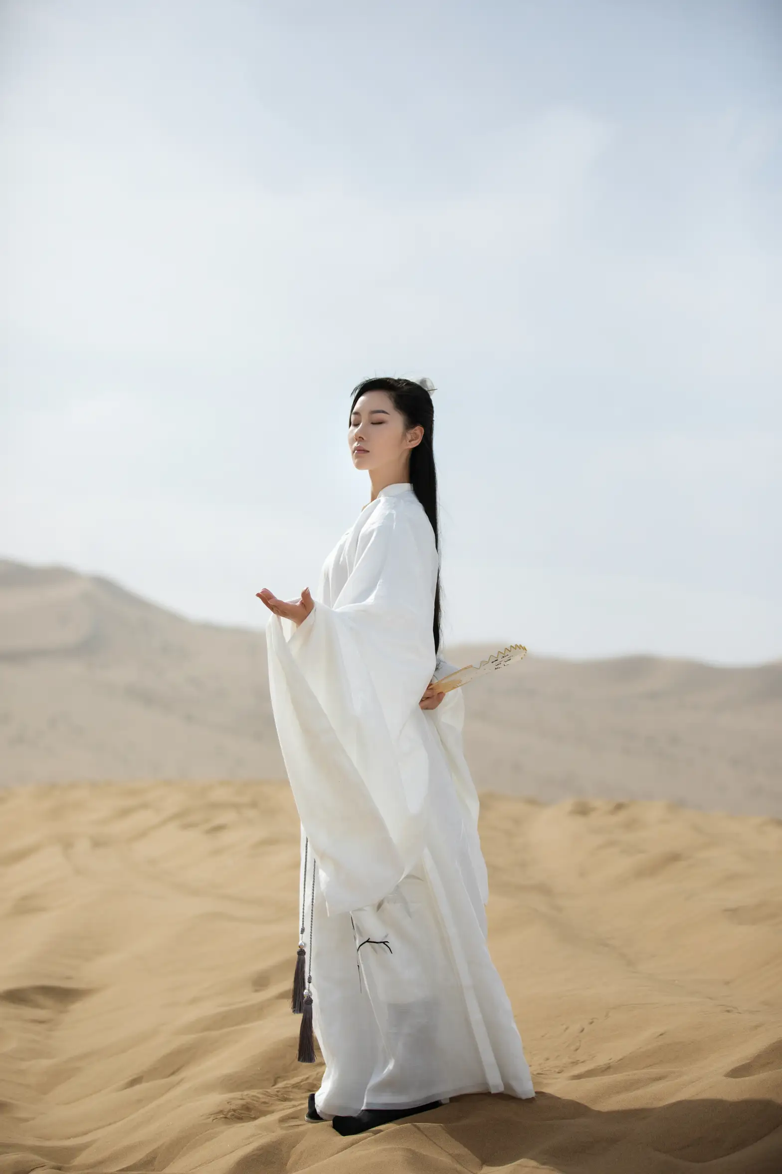 [YITUYU] 2022.09.08 Vol.1897 – The wind rises in the desert Mu Jingshu#[24P]-1