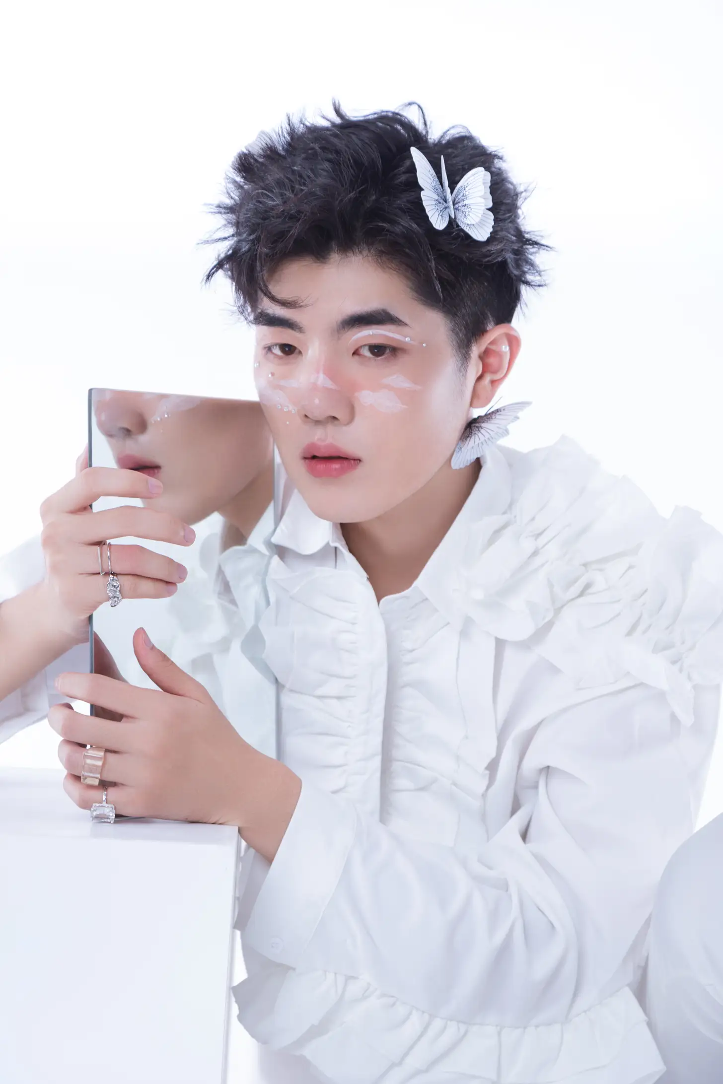 [YITUYU] 2022.07.09 Vol.1422 – White Butterfly Andrew Chen#[23P]-22