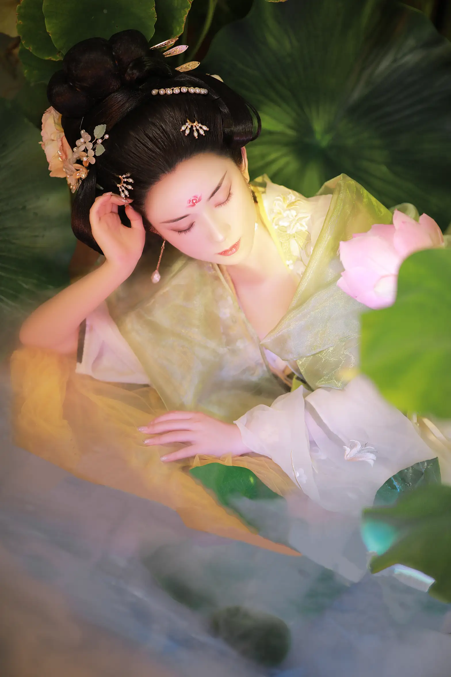 [YITUYU] 2022.09.09 Vol.1912 – Yunxiang clothes and flowers Xiangrong Ye Qingqiu#[32P]-10